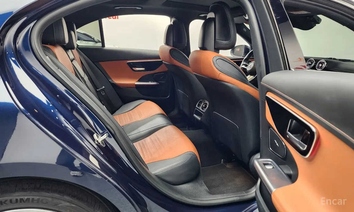 Фото 12 - Mercedes-Benz C-Class