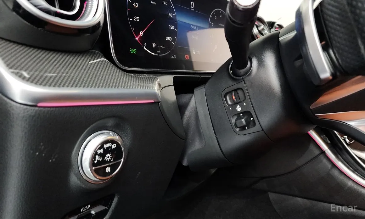 Фото 18 - Mercedes-Benz C-Class