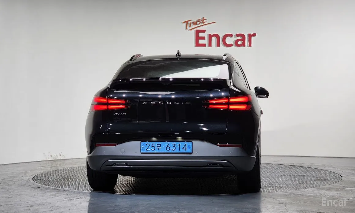 Фото 4 - Genesis GV60