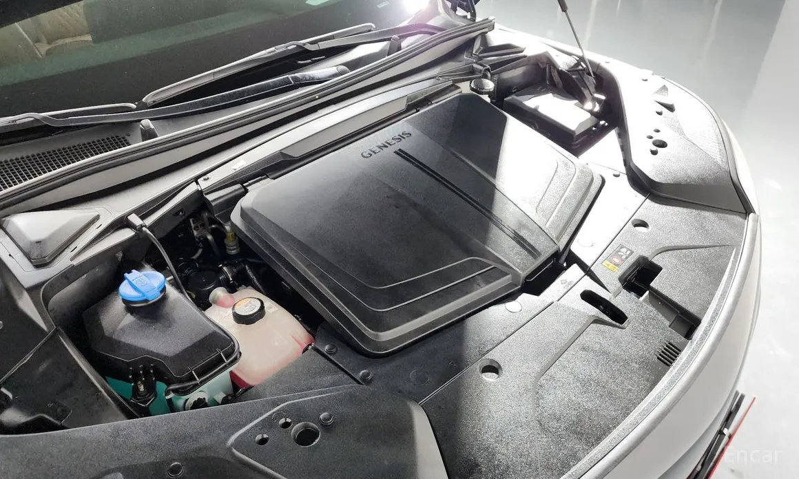 Фото 6 - Genesis GV60