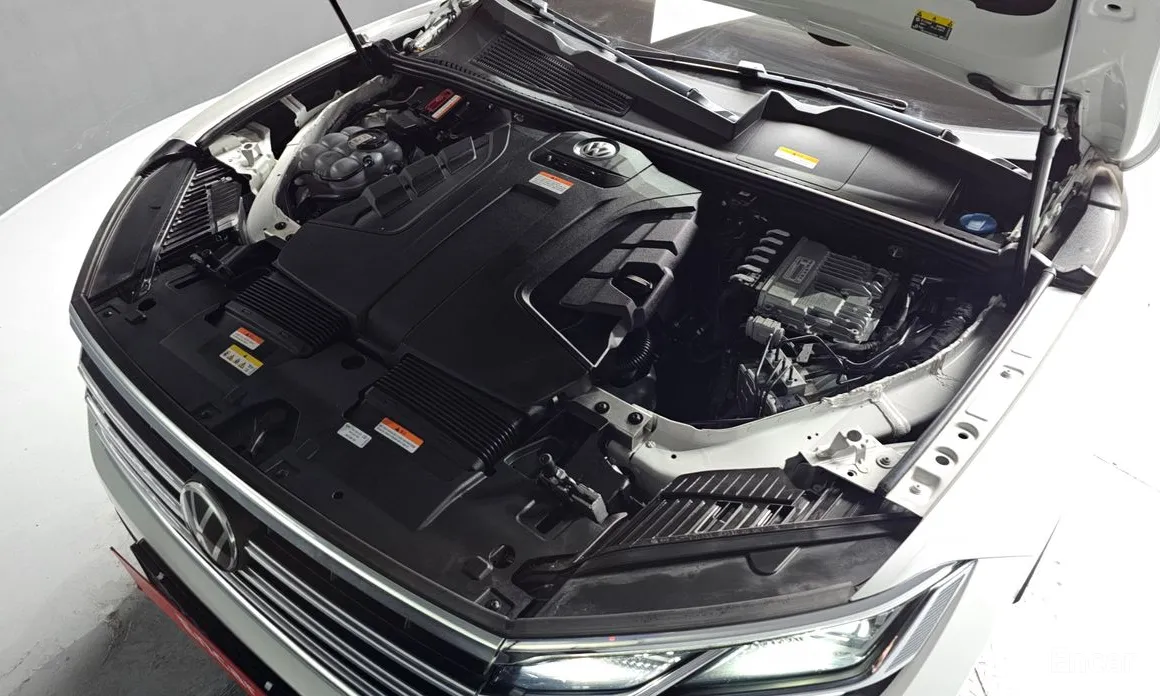 Фото 6 - Volkswagen Touareg