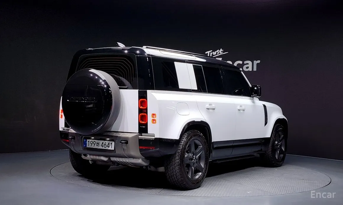 Фото 2 - Land Rover Defender