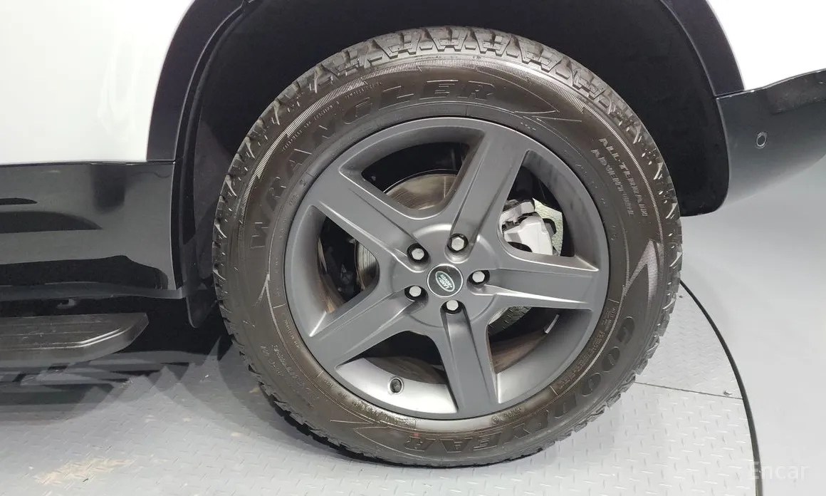 Фото 5 - Land Rover Defender