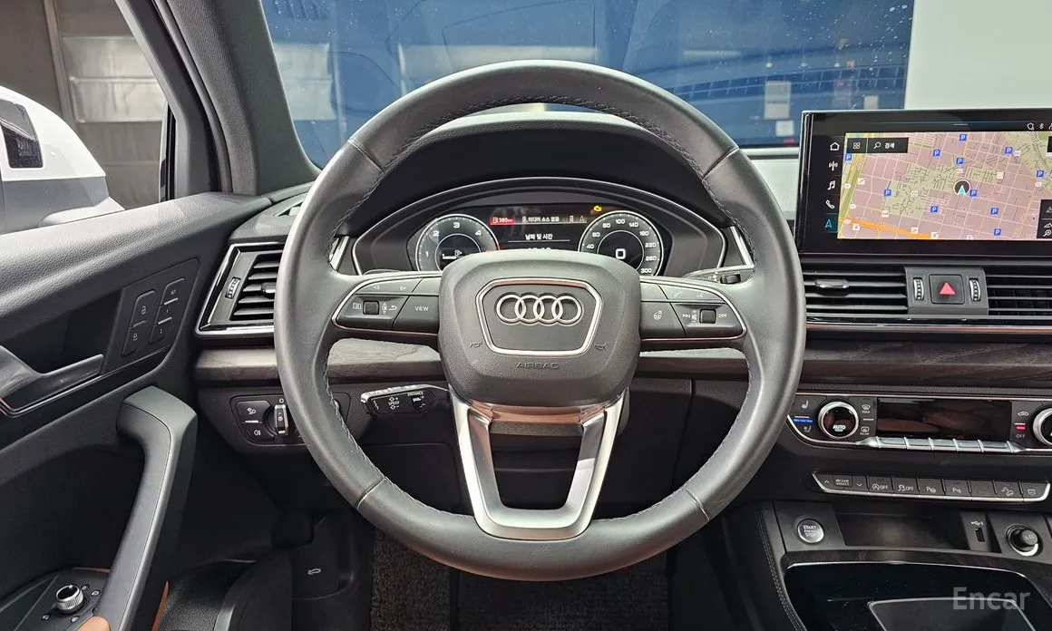 Фото 13 - Audi Q5