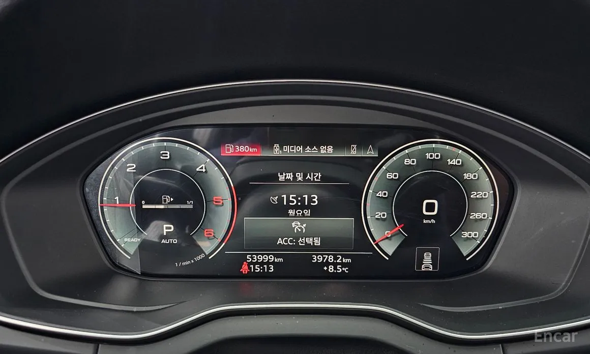 Фото 8 - Audi Q5