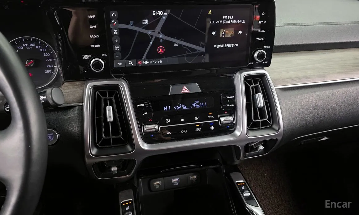 Фото 14 - Kia Sorento