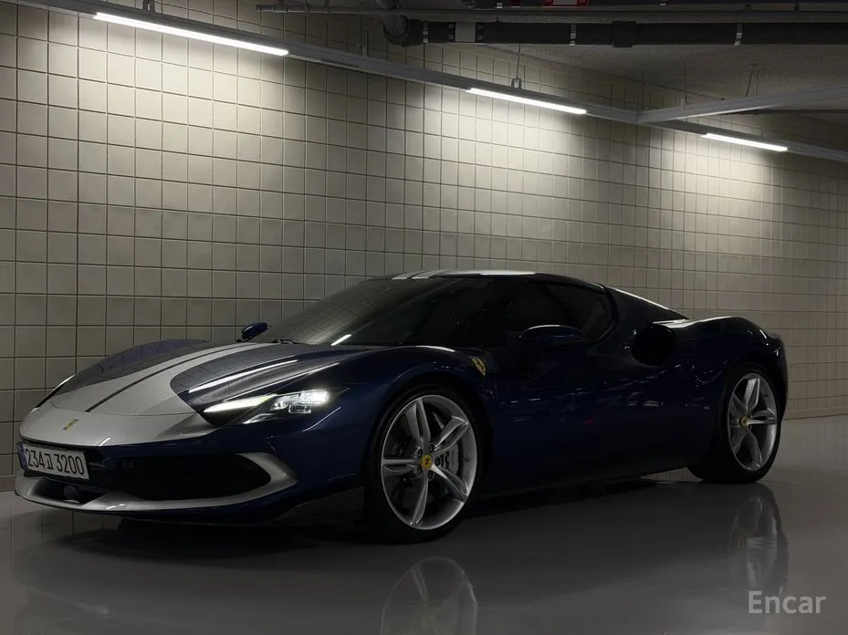 Фото 2 - Ferrari 296