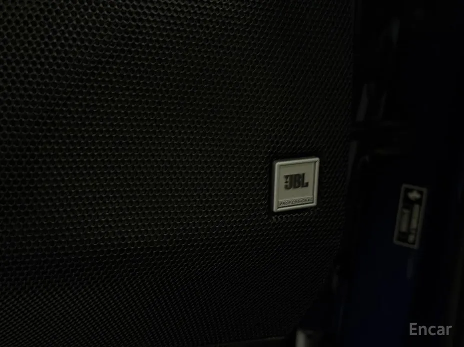 Фото 9 - Ferrari 296