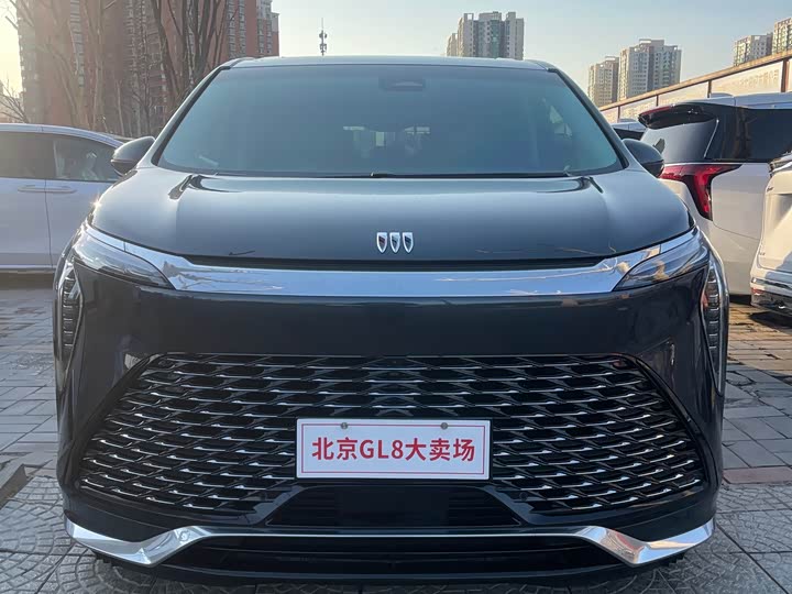 Фото 2 - Buick GL8 Century