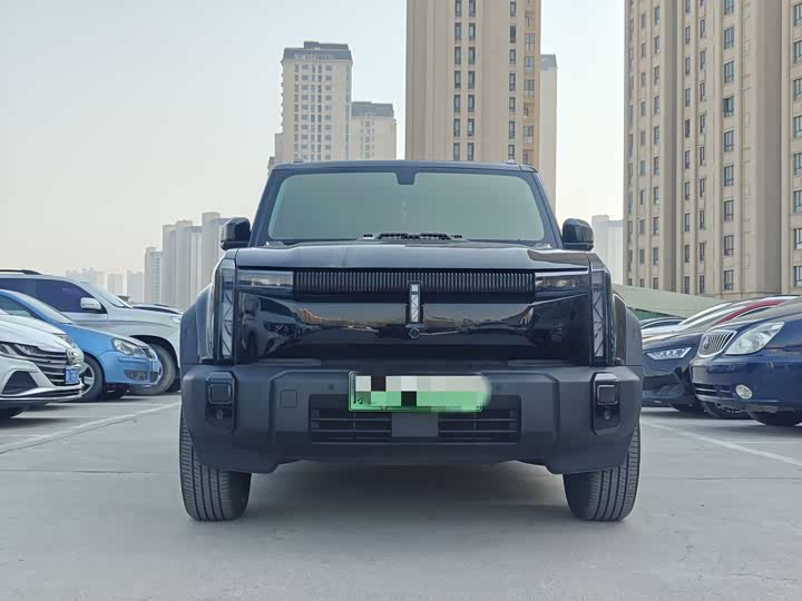 Фото 2 - Chery iCar 03