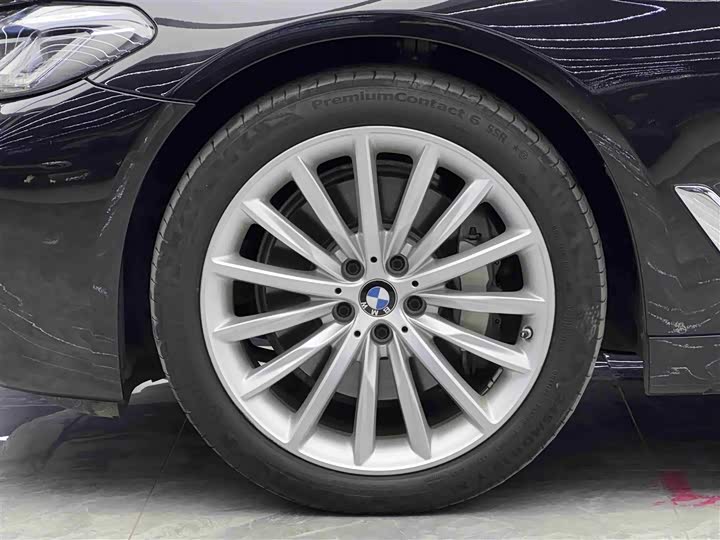 Фото 4 - BMW 5 Series