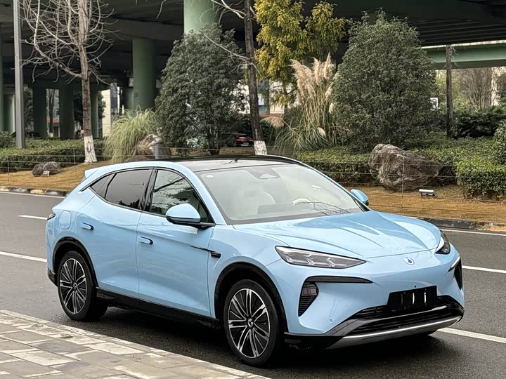 Фото 3 - Denza N7