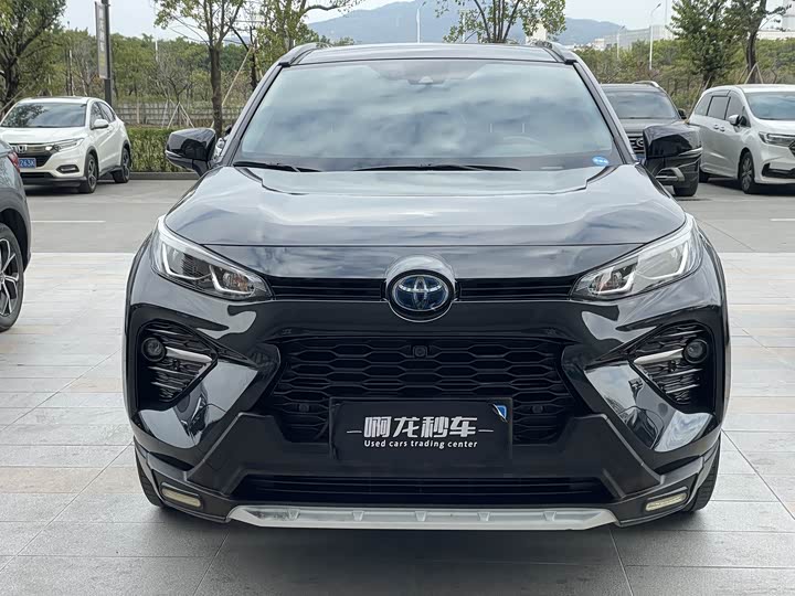 Фото 2 - Toyota Wildlander