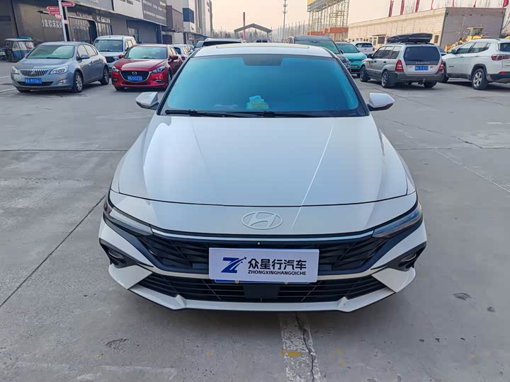 Фото 2 - Hyundai Elantra N line