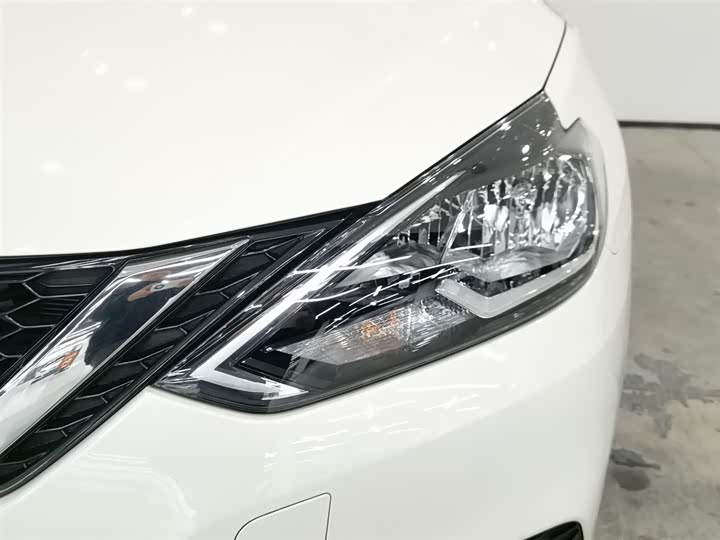 Фото 7 - Nissan Sylphy