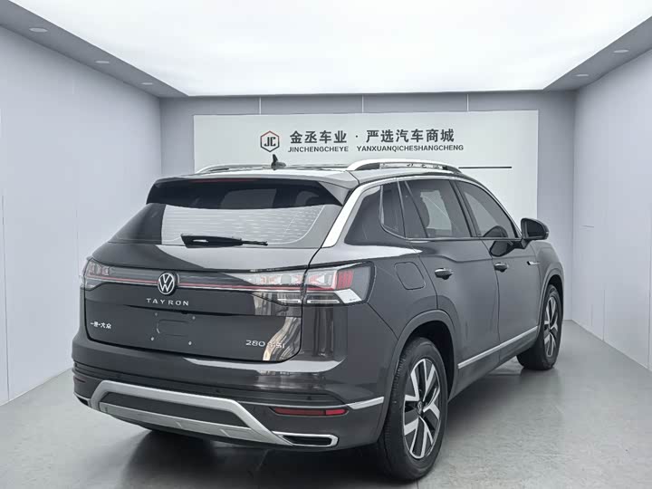 Фото 8 - Volkswagen Tayron