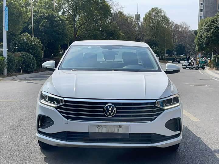 Фото 2 - Volkswagen Lavida