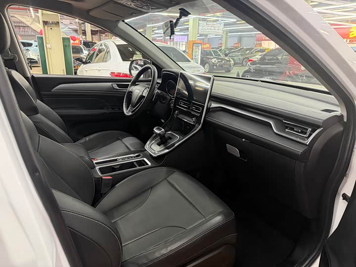 Фото 9 - Haval M6