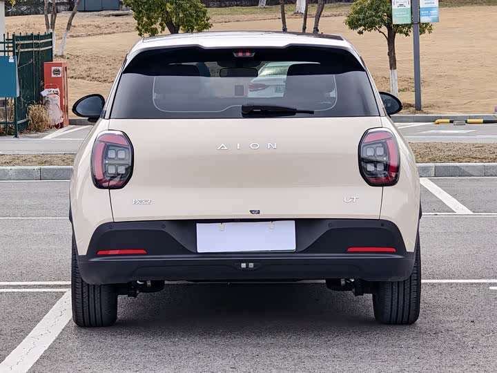 Фото 7 - GAC Aion UT