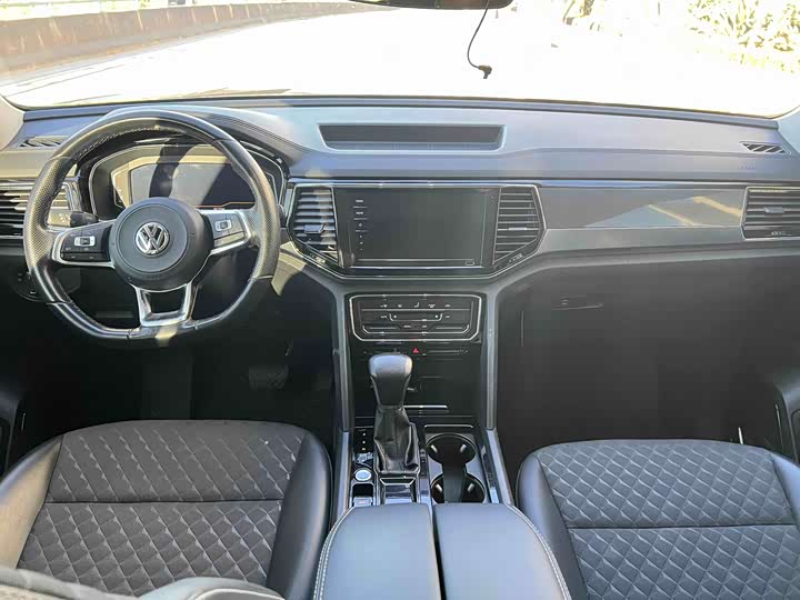 Фото 4 - Volkswagen Teramont Pro