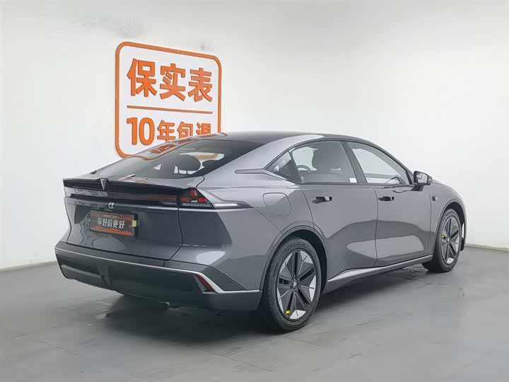 Фото 2 - Changan Deepal SL03