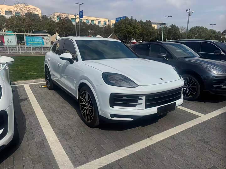 Фото 2 - Porsche Cayenne