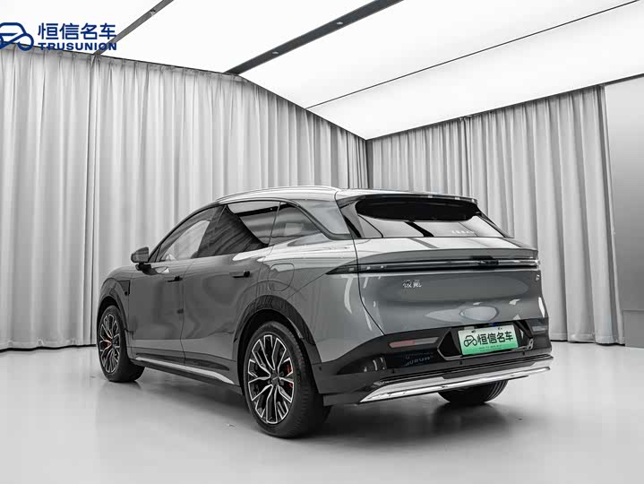 Фото 6 - Zeekr 7X