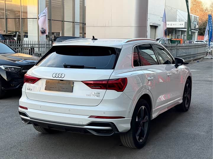 Фото 3 - Audi Q3