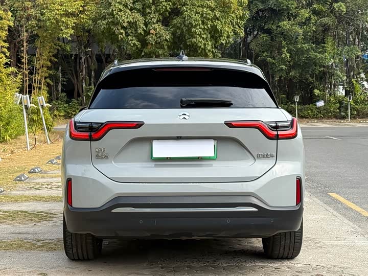 Фото 8 - Nio ES6