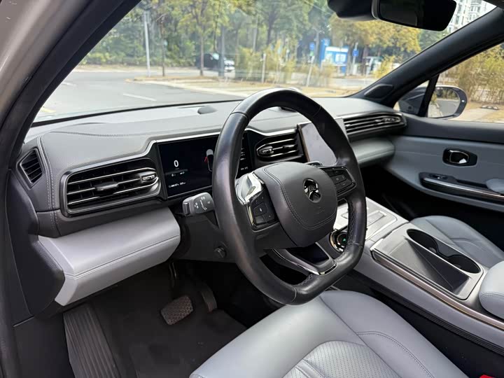 Фото 9 - Nio ES6