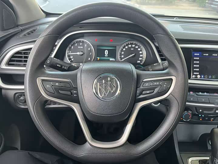 Фото 7 - Buick Excelle GT