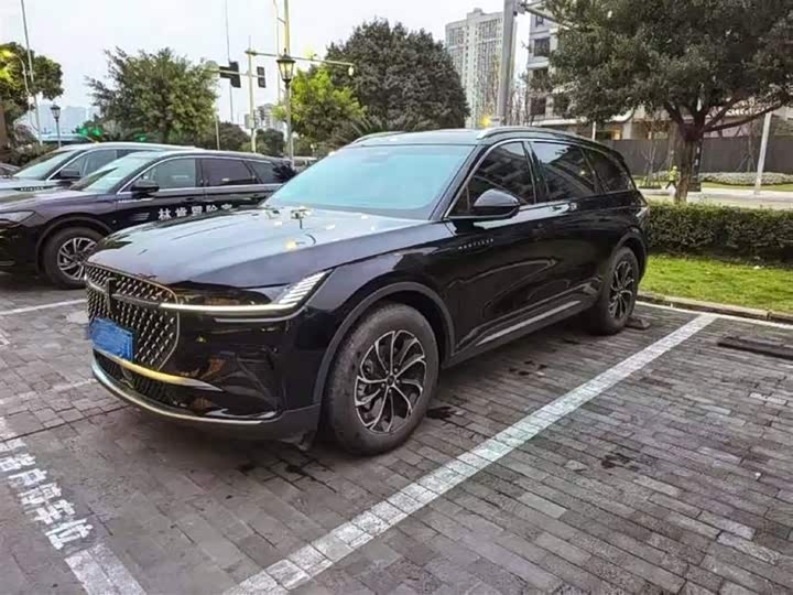 Фото 1 - Lincoln Nautilus