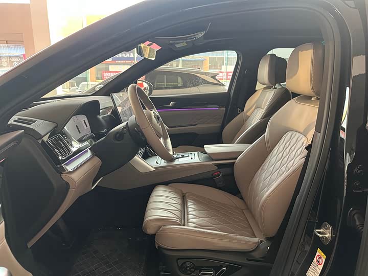 Фото 7 - BYD Tang Hybrid/EV