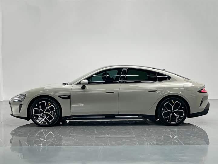 Фото 3 - Xiaomi SU7