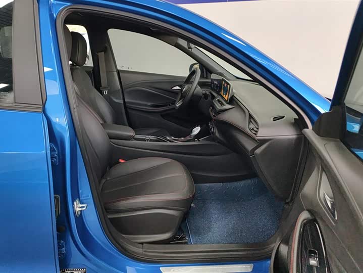 Фото 8 - Buick Verano