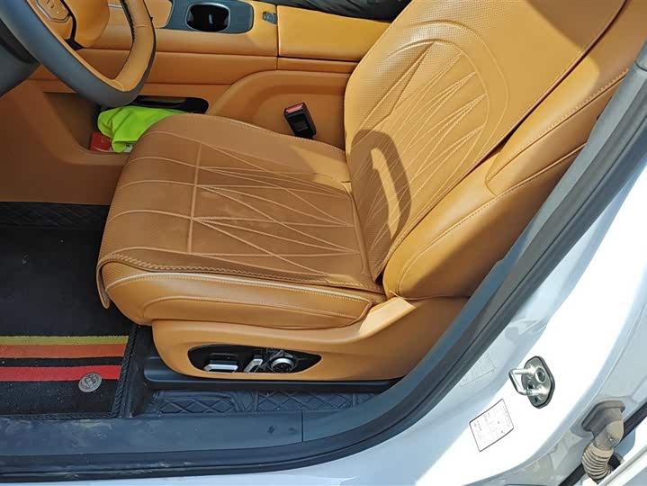 Фото 9 - Dongfeng Yipai eπ 008