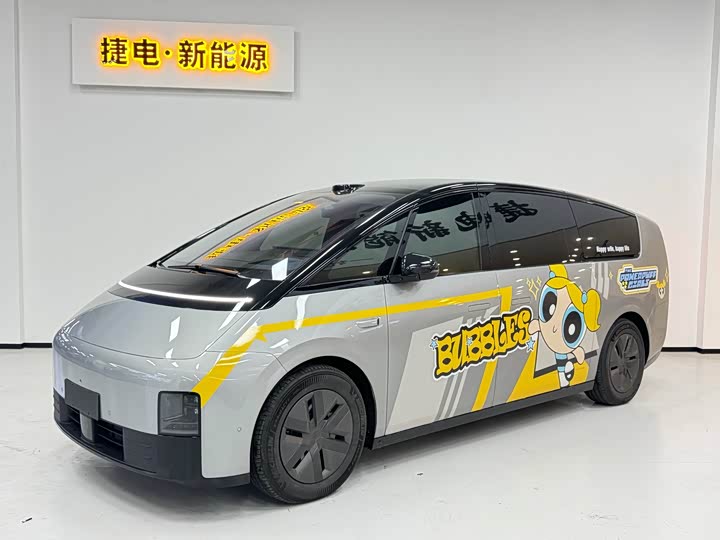 Фото 1 - LiXiang Mega