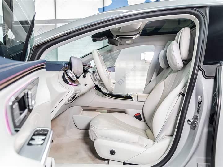 Фото 6 - Mercedes-Benz EQE