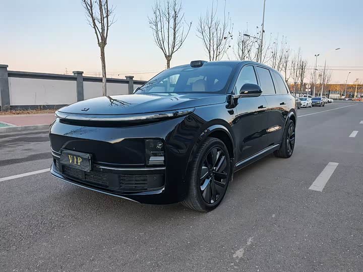 Фото 1 - LiXiang L9