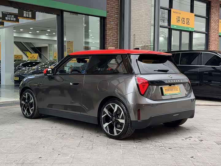 Фото 6 - Mini Cooper