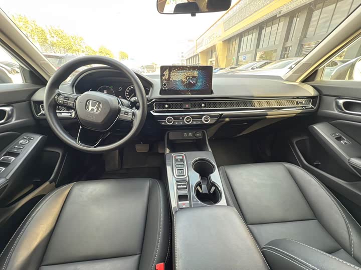 Фото 4 - Honda Civic