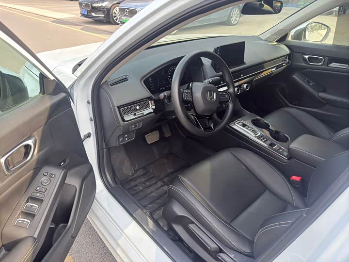 Фото 6 - Honda Civic