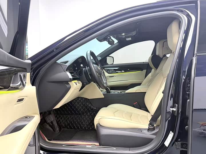 Фото 9 - Cadillac CT6