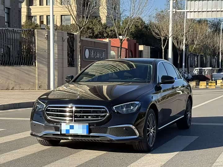 Photo 1 - Mercedes-Benz E-Class