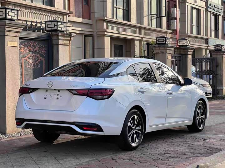 Фото 9 - Nissan Sylphy