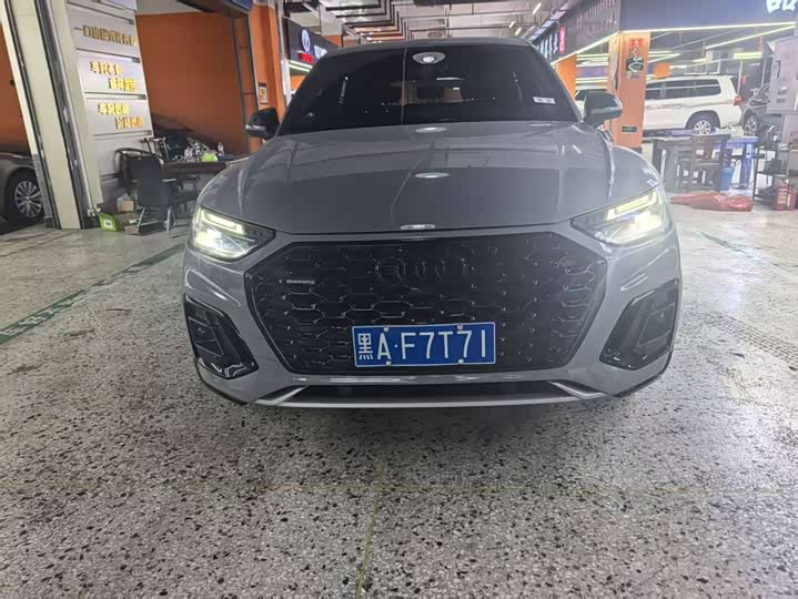 Фото 5 - Audi Q5L Sportback