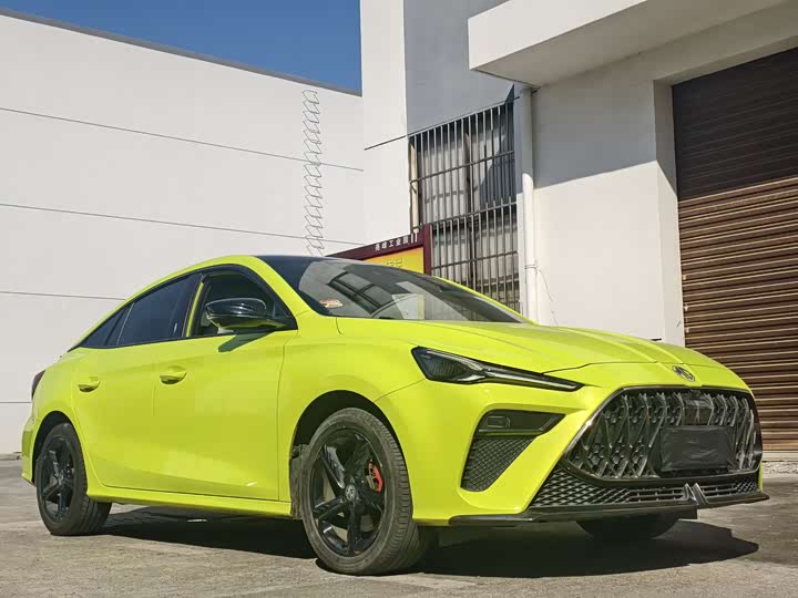 Фото 3 - MG Motor 5 Scorpio