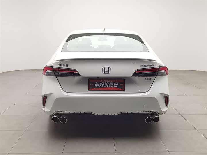 Фото 4 - Honda Inspire