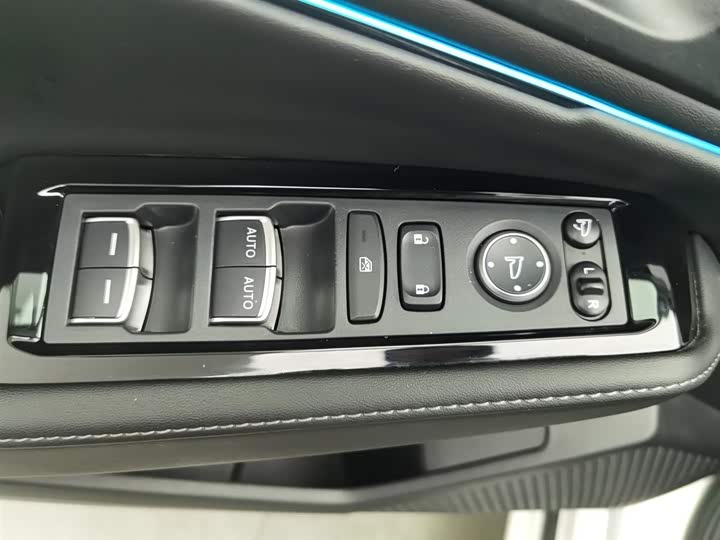 Фото 9 - Honda Inspire