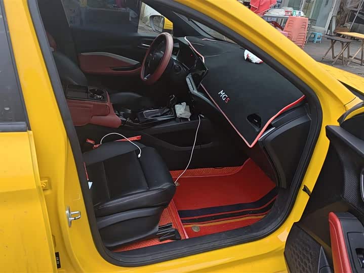 Фото 7 - MG Motor 5